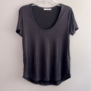 Wilfred Free Aritzia scoop neck rayon tee